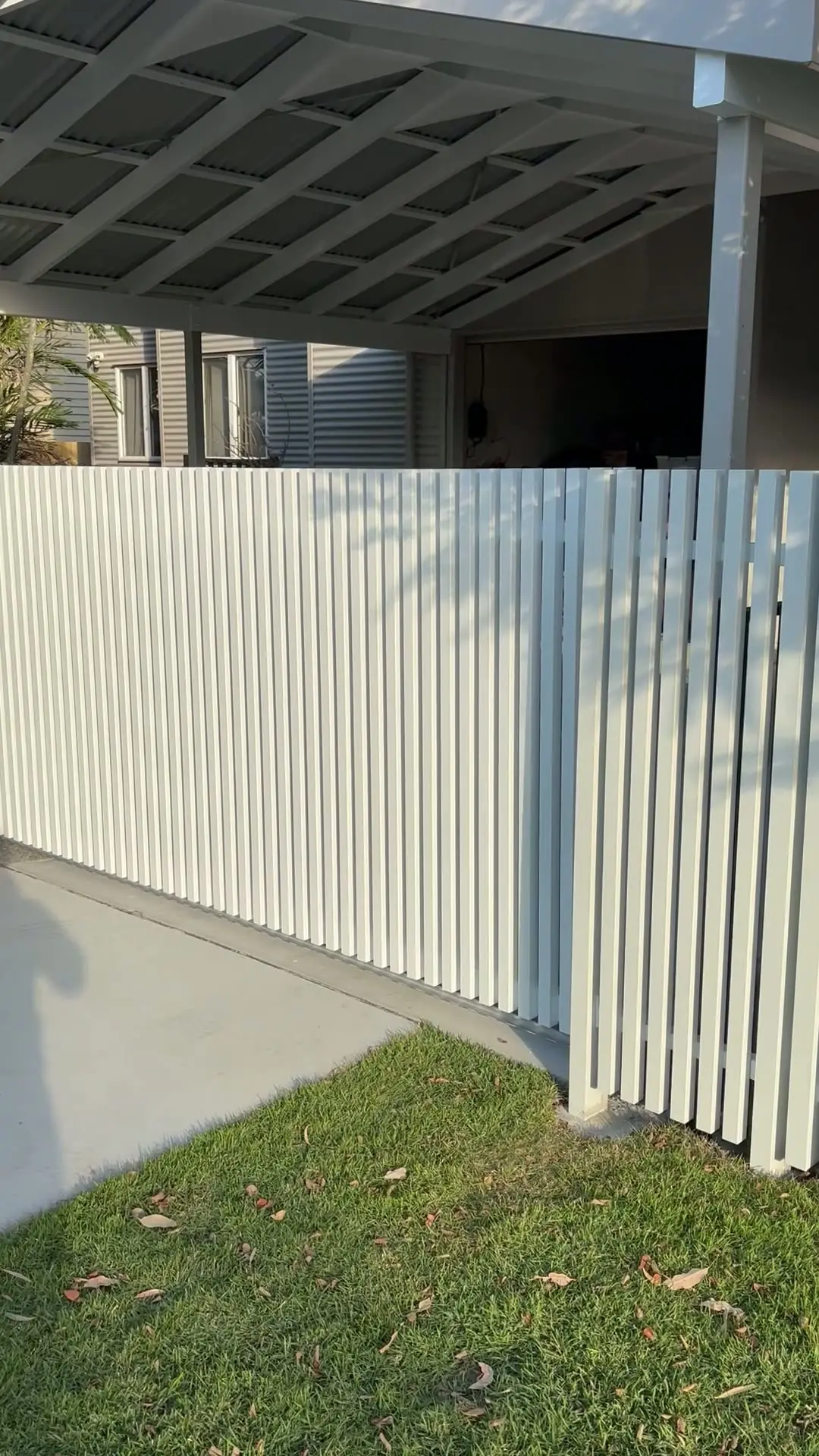 Panel lift on a long run