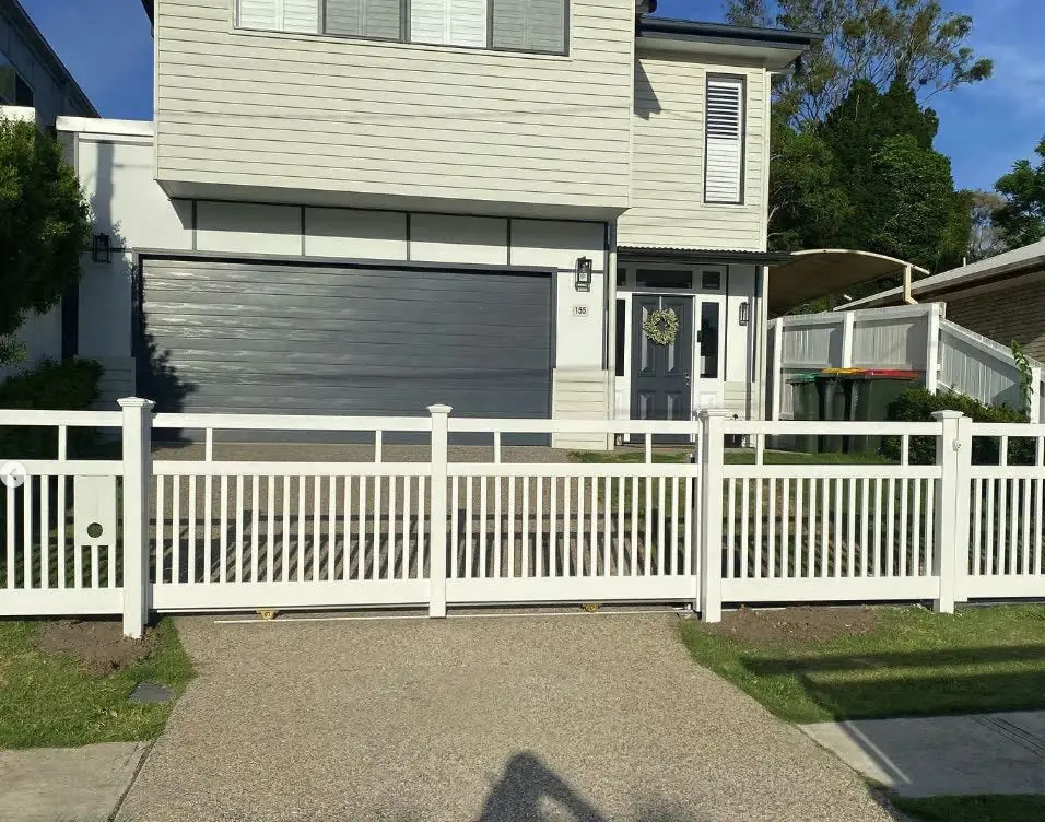 PVC & Aluminium Fencing